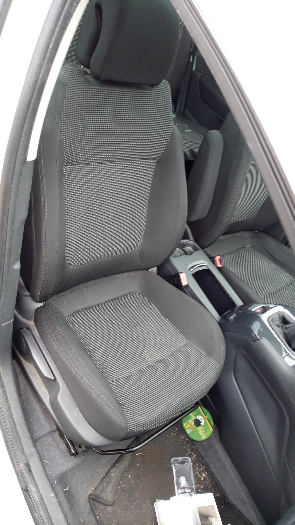Sedile passeggero PEUGEOT 5008 1 PHASE 1 Diésel - 1