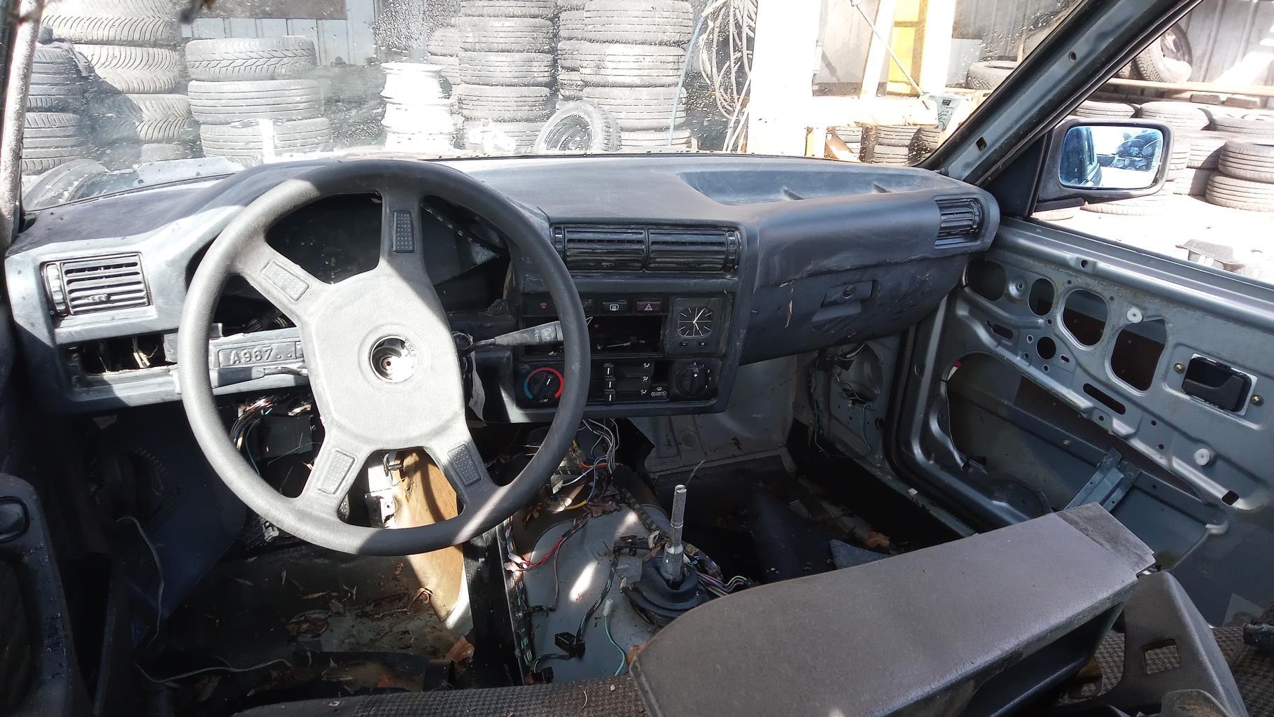 Vano portaoggetti BMW SERIE 3 E30 Gasolina - 1
