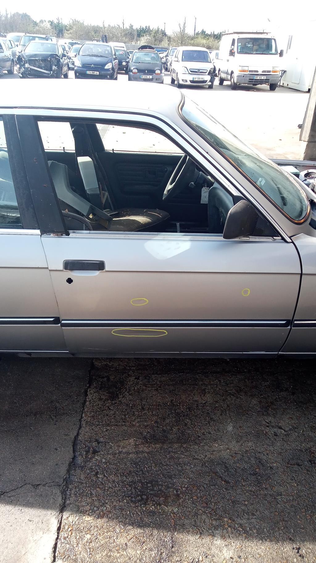 Maniglia portiera anteriore destra BMW SERIE 3 E30 Gasolina - 1