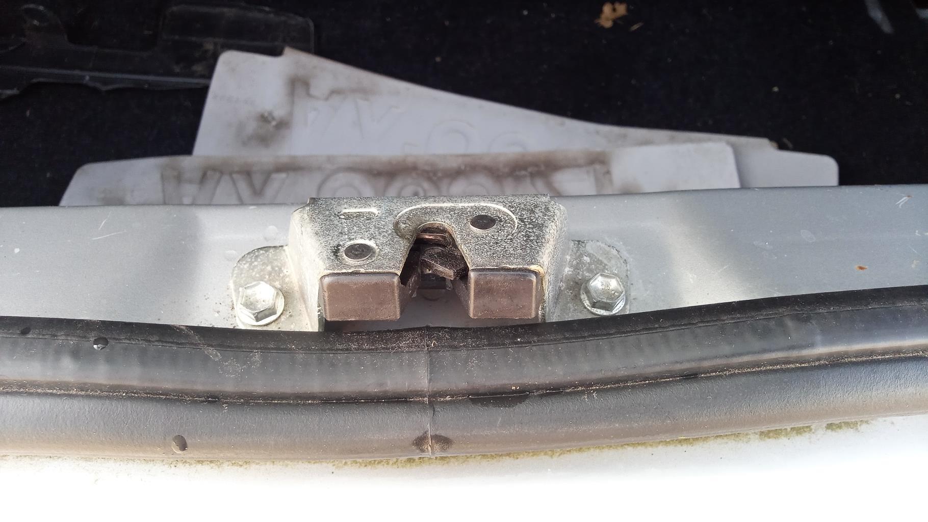 Serratura bagagliaio PEUGEOT 107 PHASE 1 Gasolina - 1
