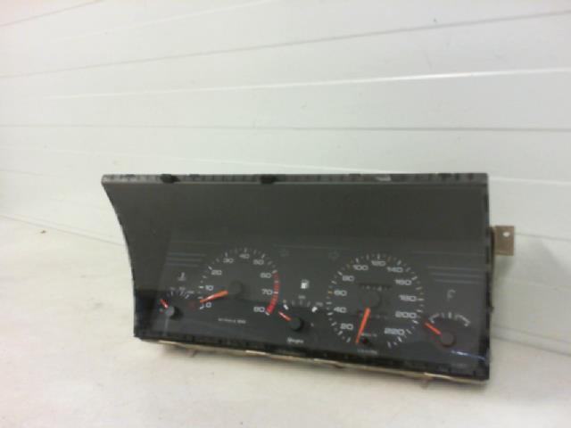 Compteur PEUGEOT 405 PHASE 2 Essence - 1