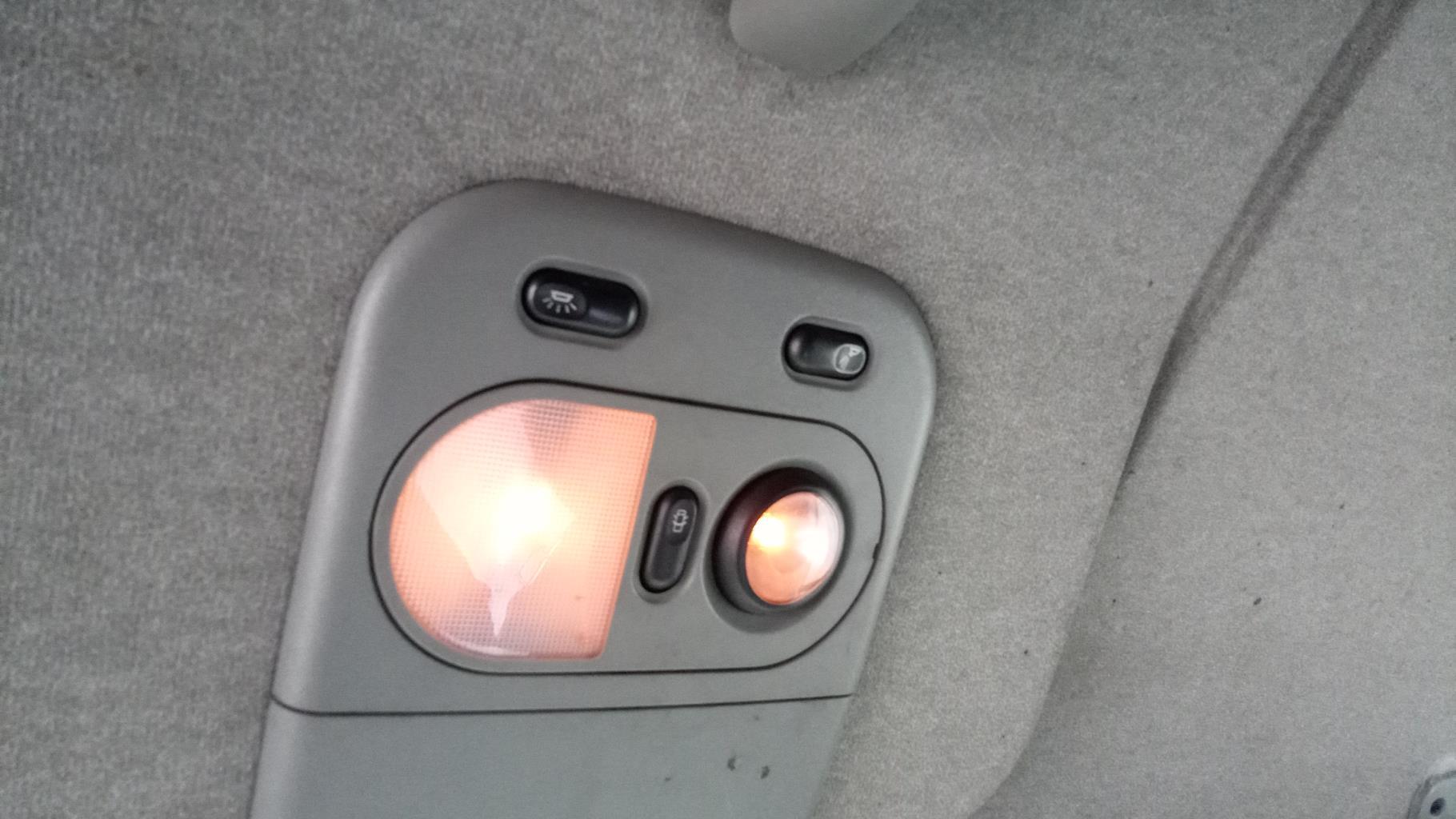 Eclairage de plafonnier RENAULT MASTER 2 PHASE 1 Diesel - 1