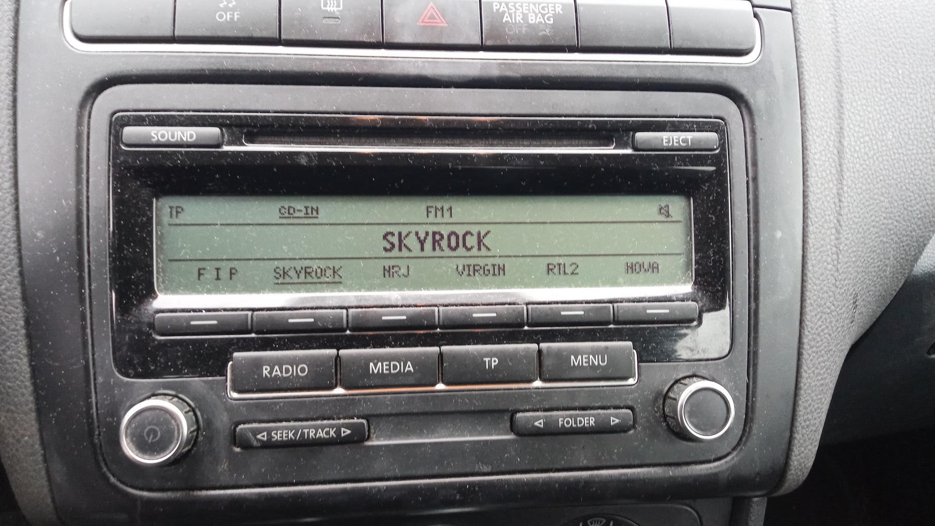 Autoradio originale VOLKSWAGEN POLO 5 PHASE 1 Diésel - 1