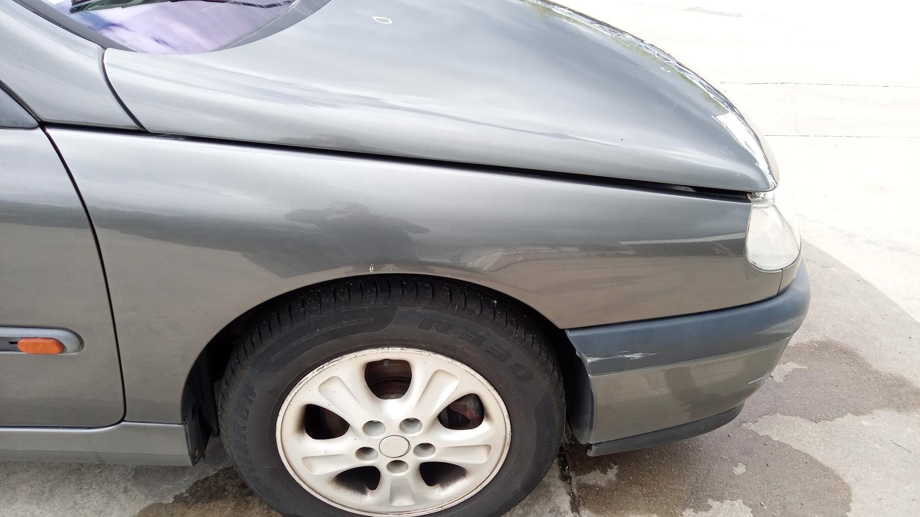 Parafango anteriore destro RENAULT LAGUNA 1 PHASE 1 Gasolina - 1