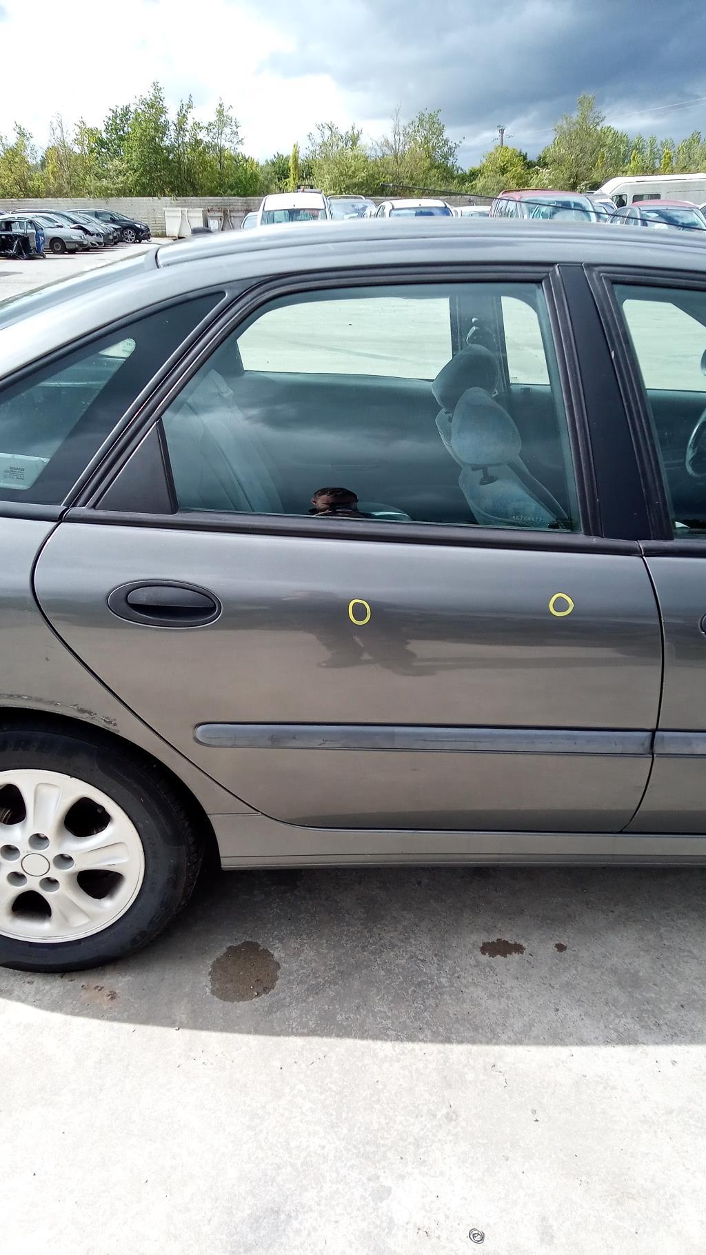 Vetro posteriore destro RENAULT LAGUNA 1 PHASE 1 Gasolina - 1