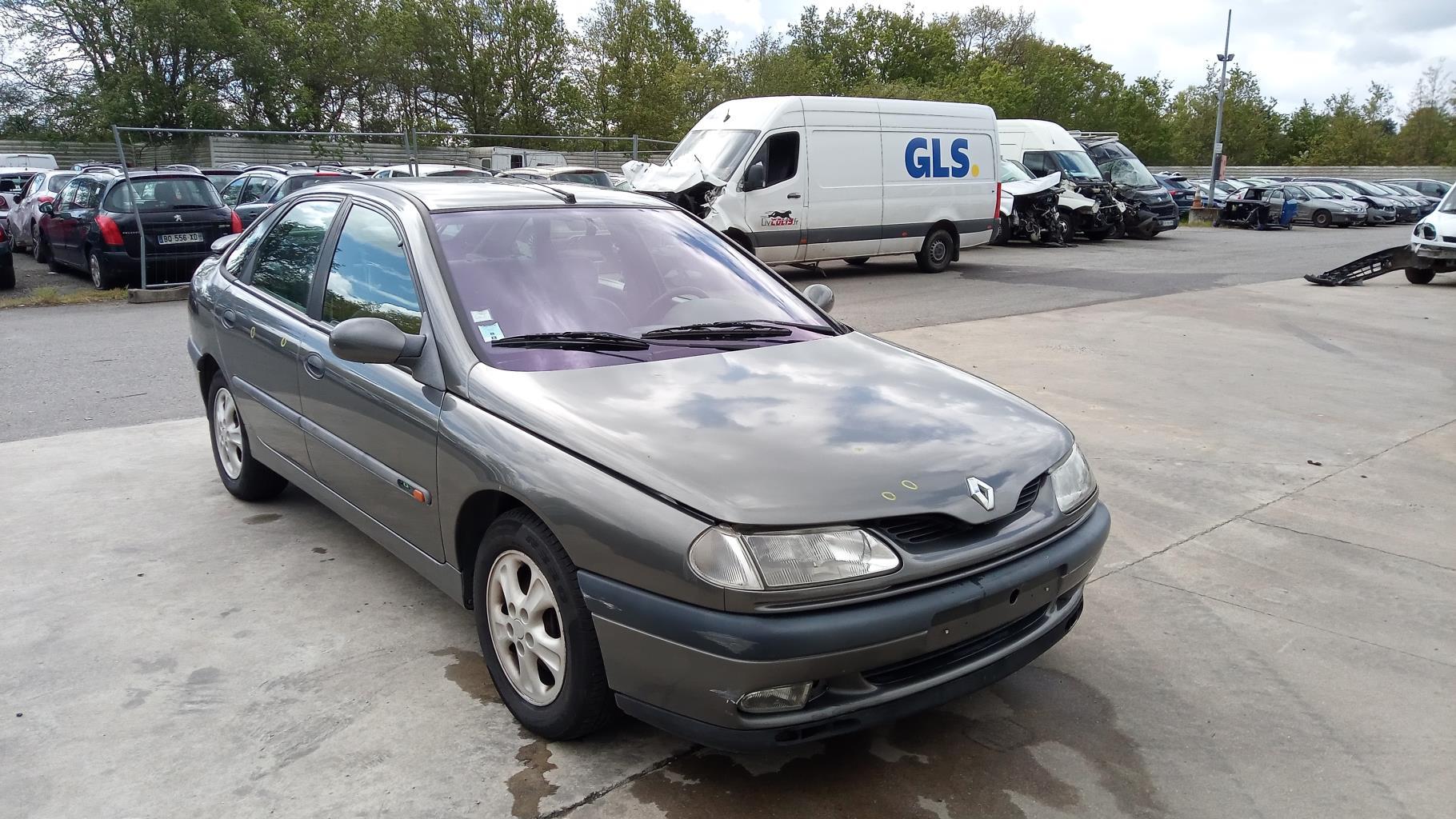 Face avant RENAULT LAGUNA 1 PHASE 1 Essence - 1