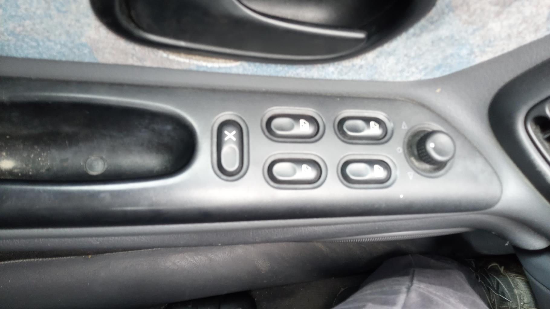 Interruttore lavacristalli anteriore sinistro RENAULT LAGUNA 1 PHASE 1 Gasolina - 1