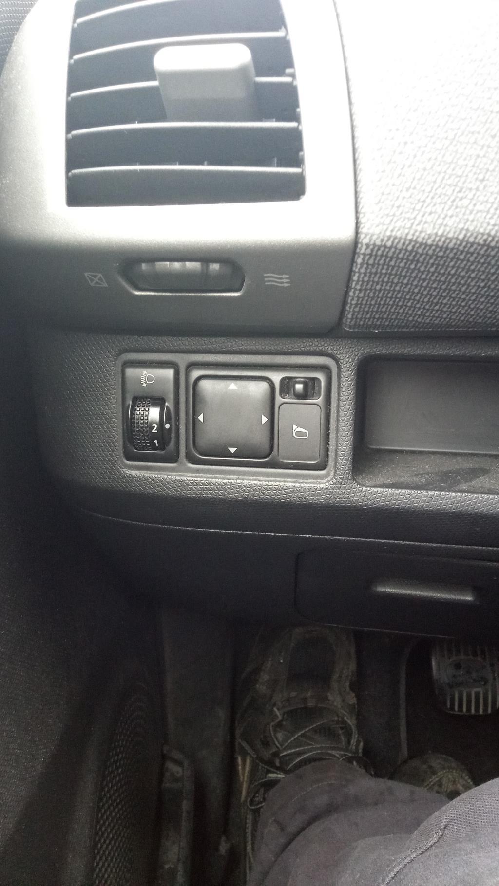Commande retroviseurs NISSAN MICRA 3 PHASE 1 Essence - 1