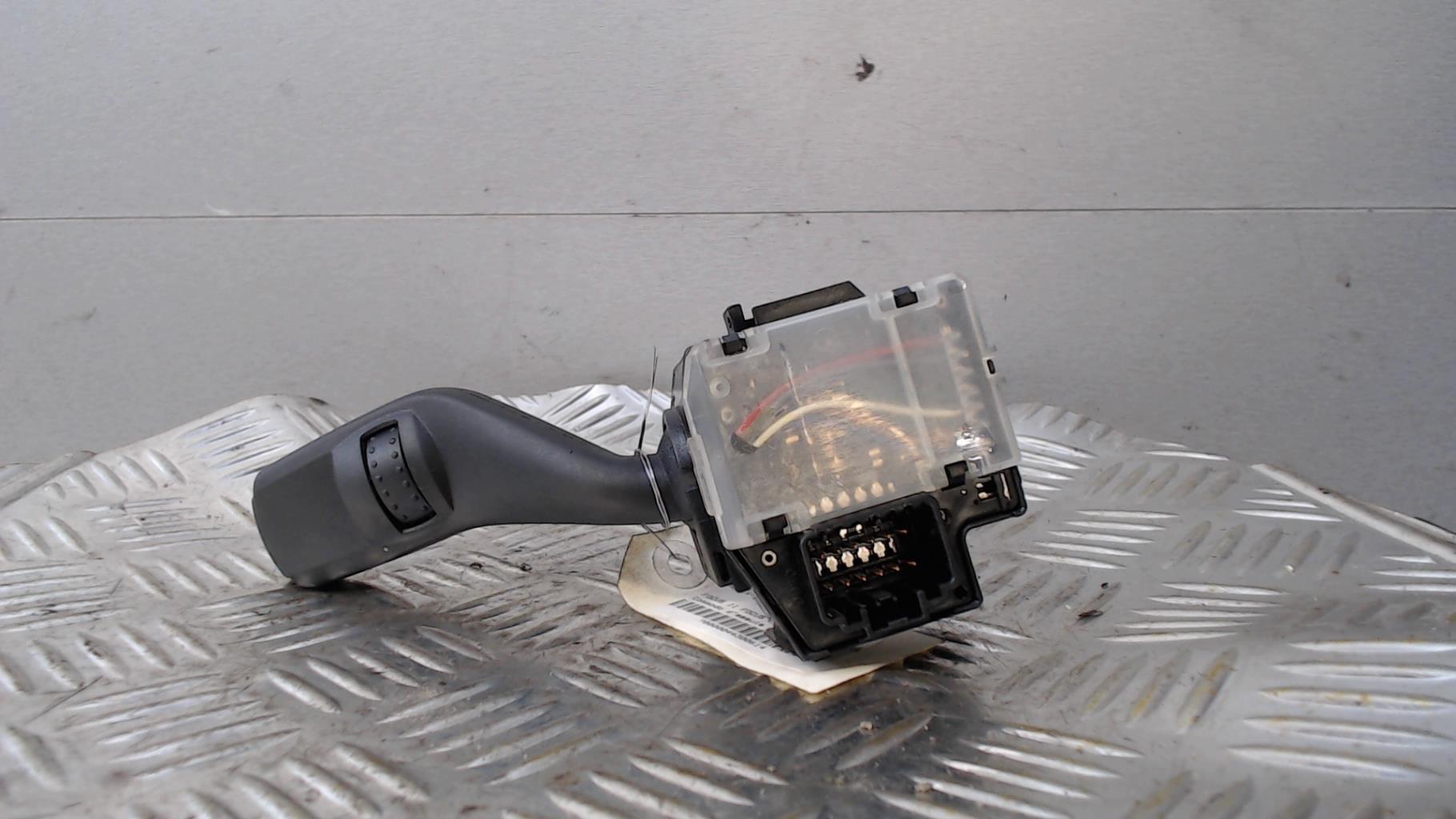 Commodo d'essuie glaces FORD C-MAX 1 PHASE 1 Essence - 1