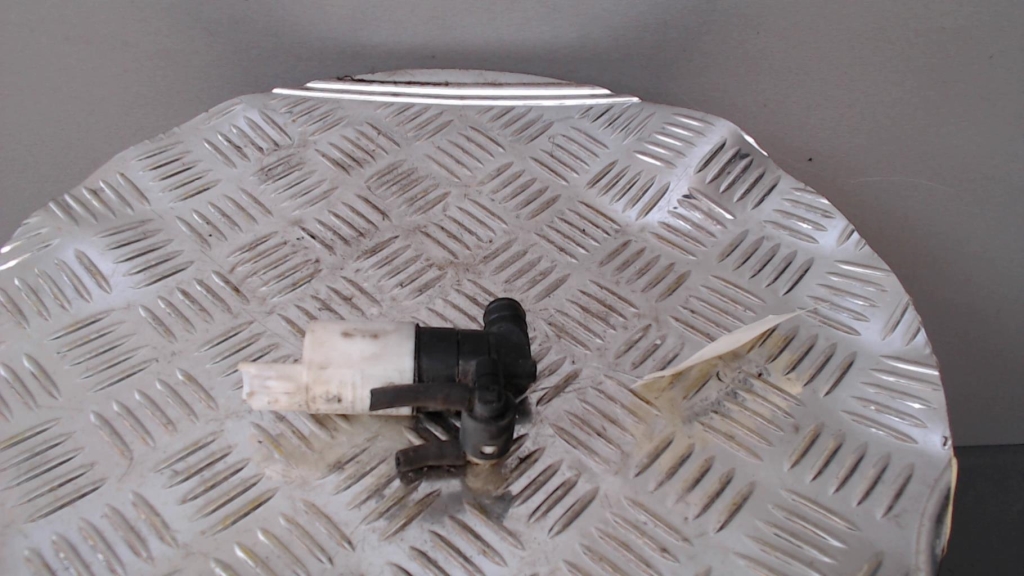 Pompe lave glace avant CITROEN C4 1 PHASE 1 Diesel - 1