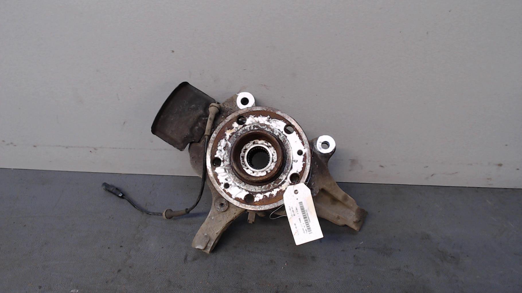 Moyeu avant gauche RENAULT LAGUNA 3 PHASE 1 Diesel - 1