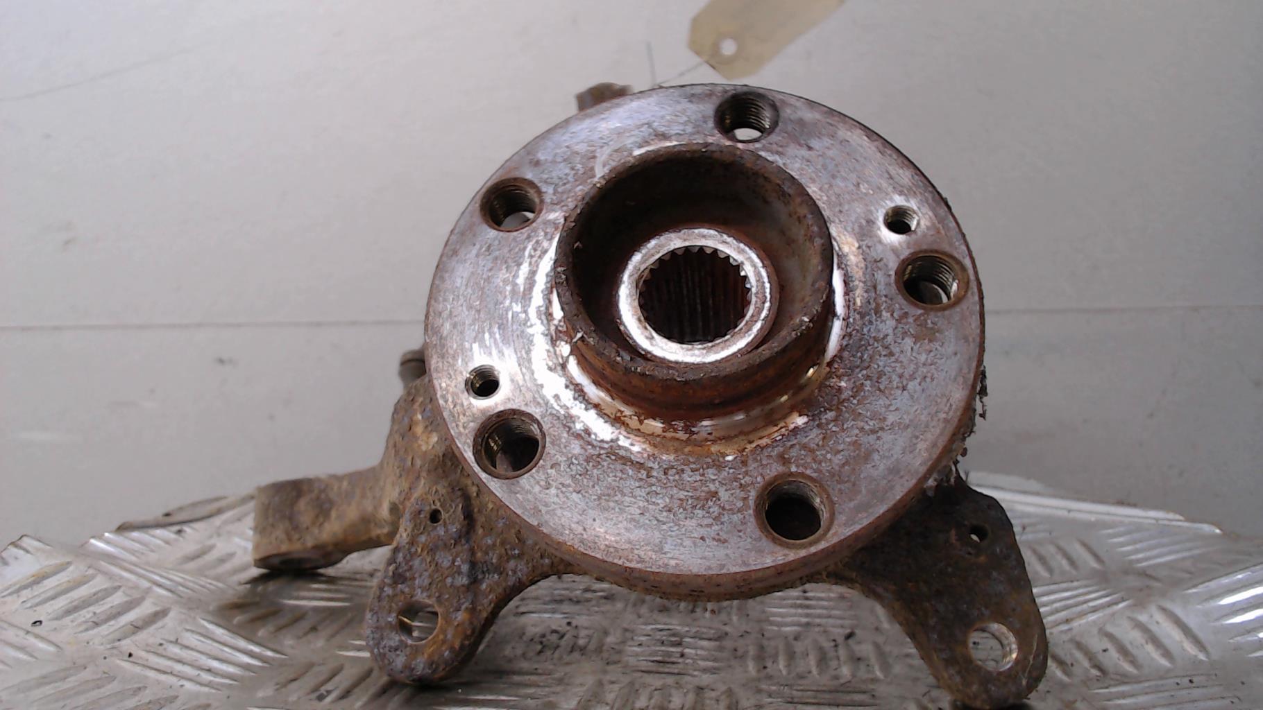 Fusee avant gauche RENAULT SCENIC 1 PHASE 2 Diesel - 1