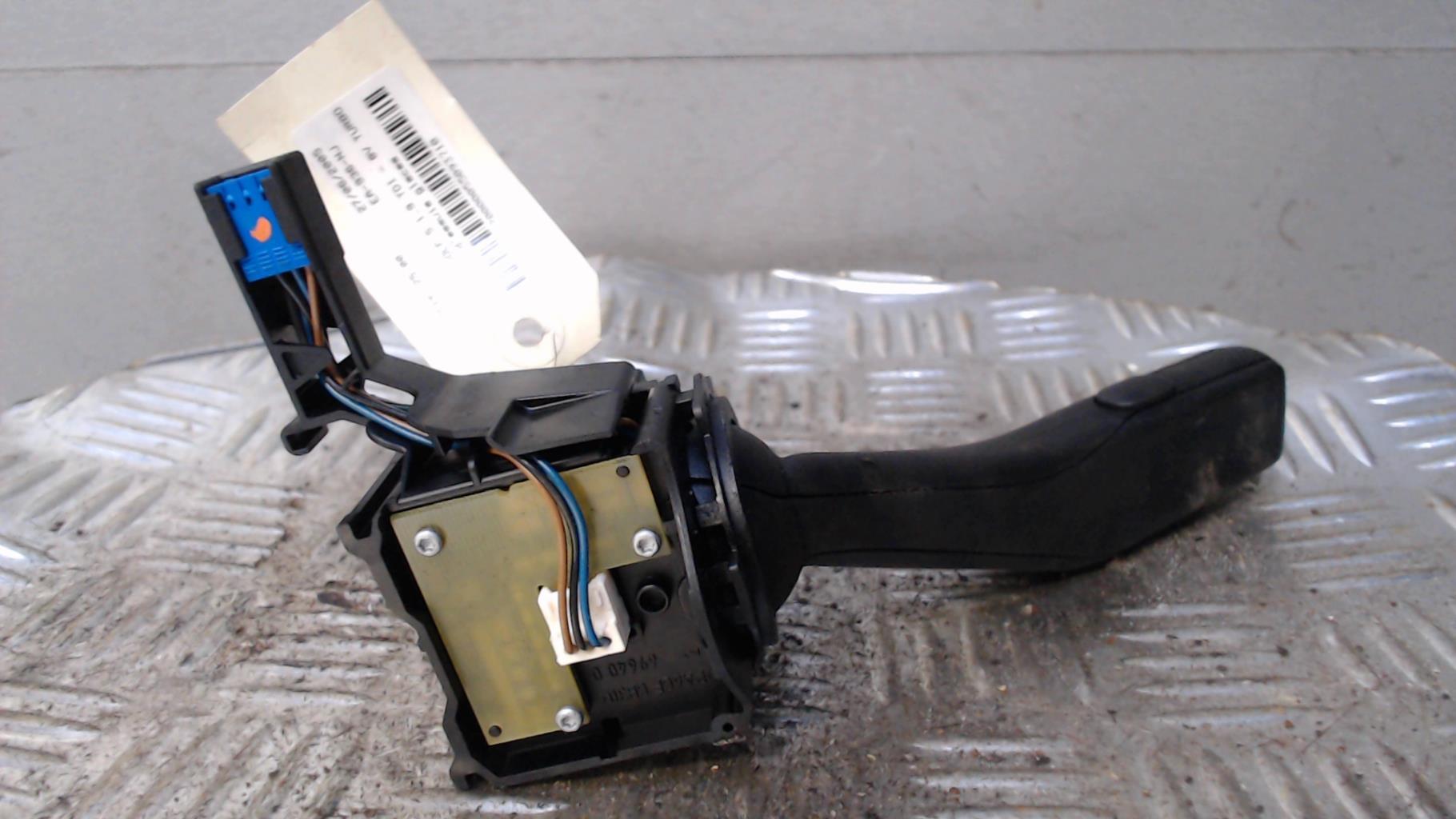 Commodo d'essuie glaces VOLKSWAGEN GOLF 5 Diesel - 1
