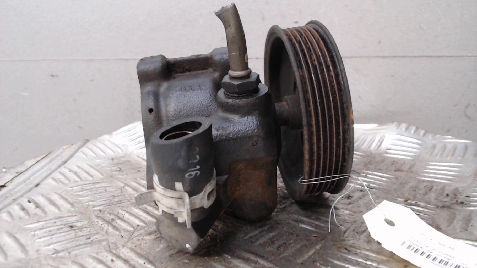 Pompe de direction FORD FIESTA 4 PHASE 1 Essence - 1