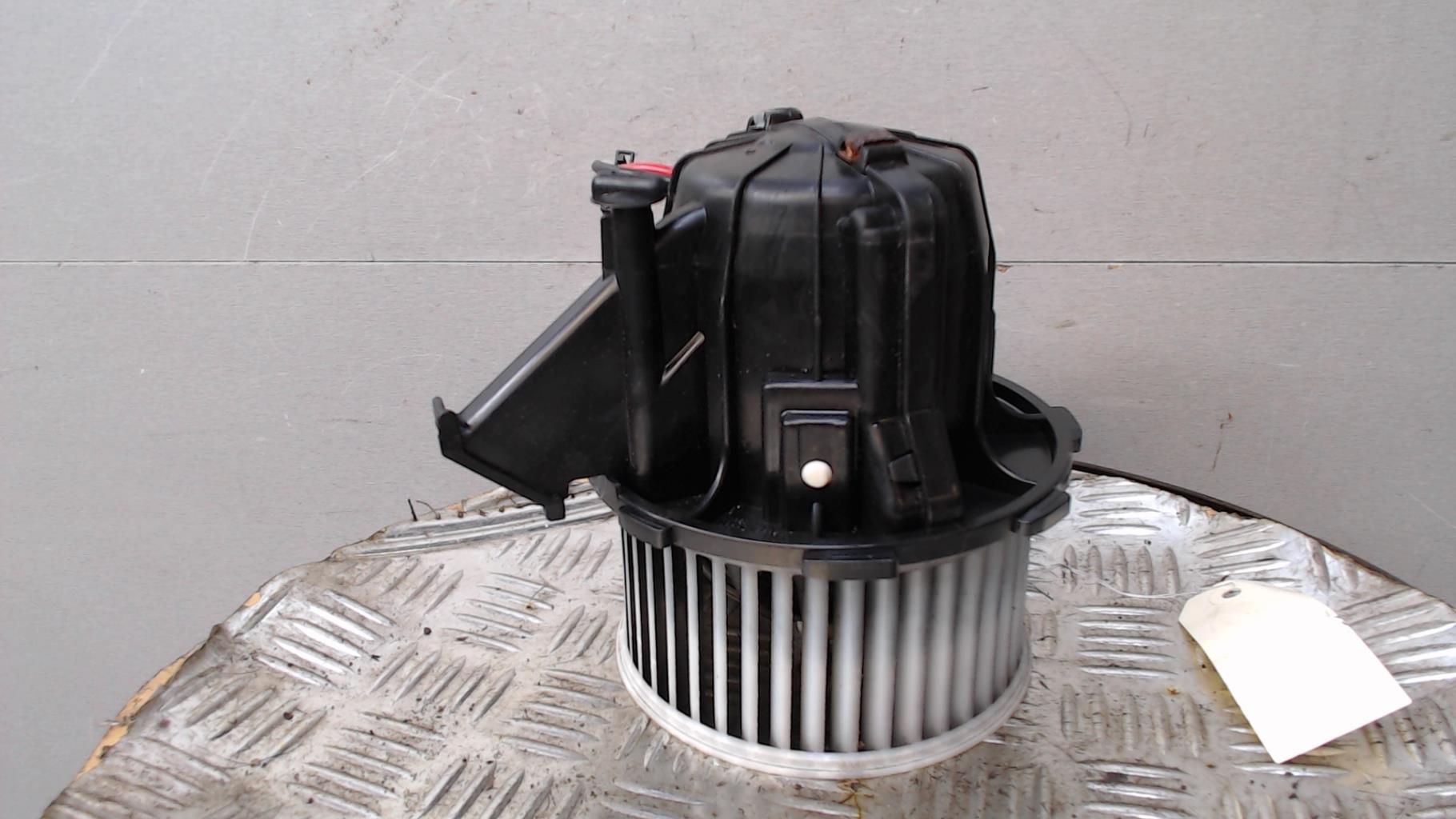Pulseur d'air AUDI A4 3 AVANT PHASE 1 BREAK Diesel - 1