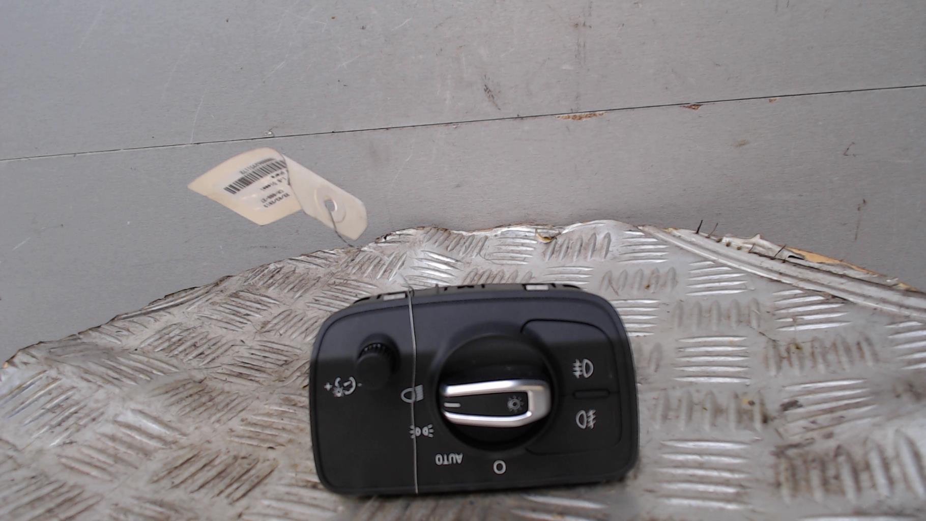 Commande de phare AUDI A3 3 PHASE 1 Diesel - 1