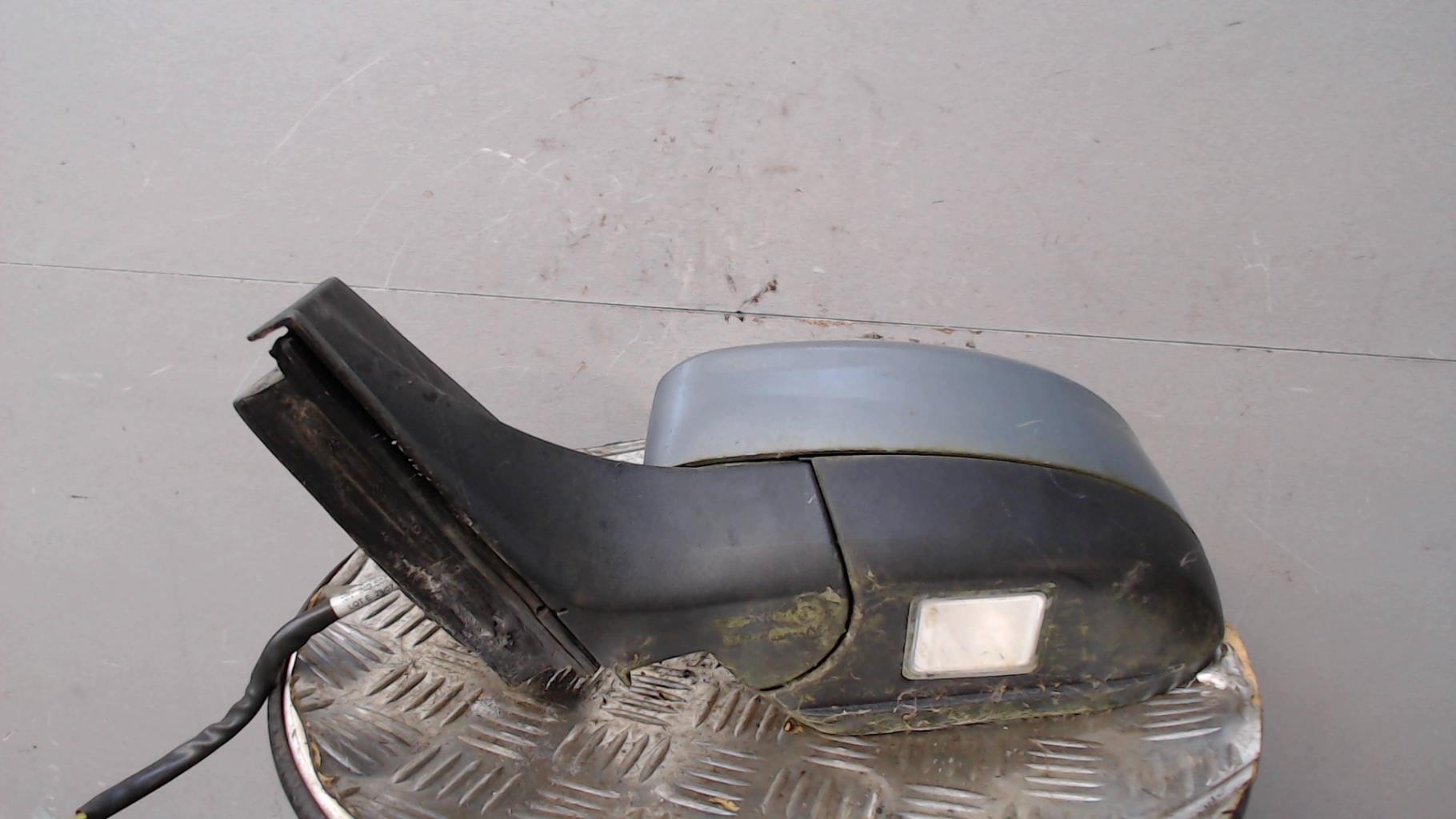 Retroviseur gauche FORD MONDEO 3 PHASE 1 BREAK Diesel - 1