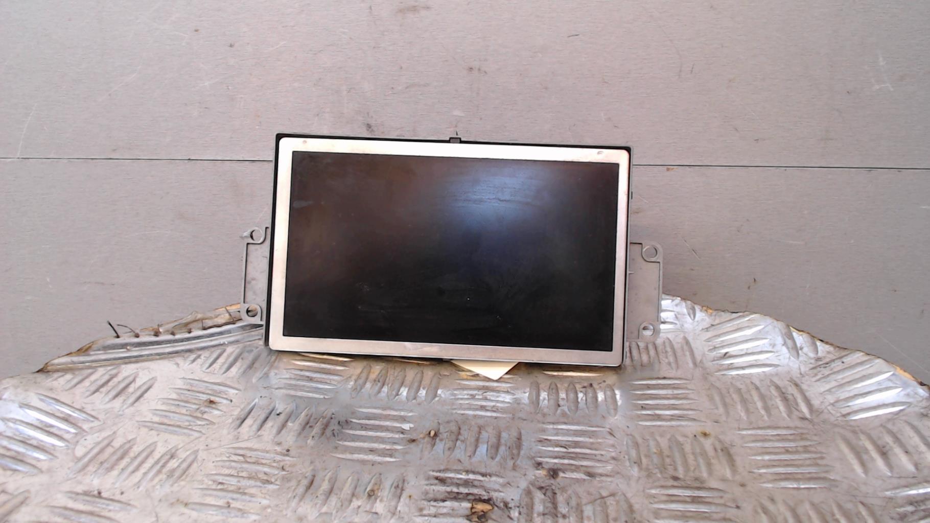Ecran GPS PEUGEOT 407 PHASE 1 BREAK Diesel - 1