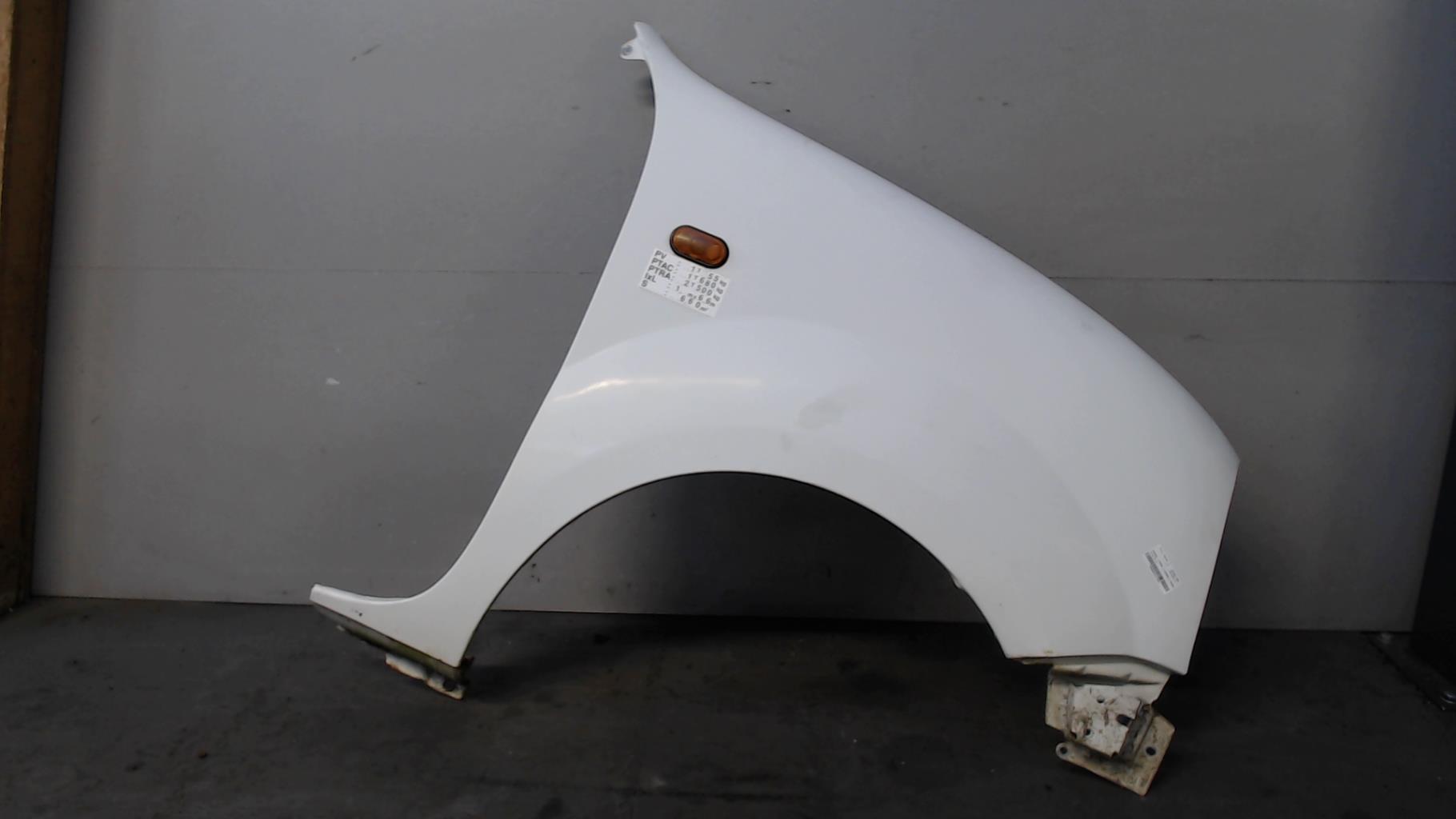 Aile avant droit RENAULT KANGOO 1 PHASE 1 Diesel - 1