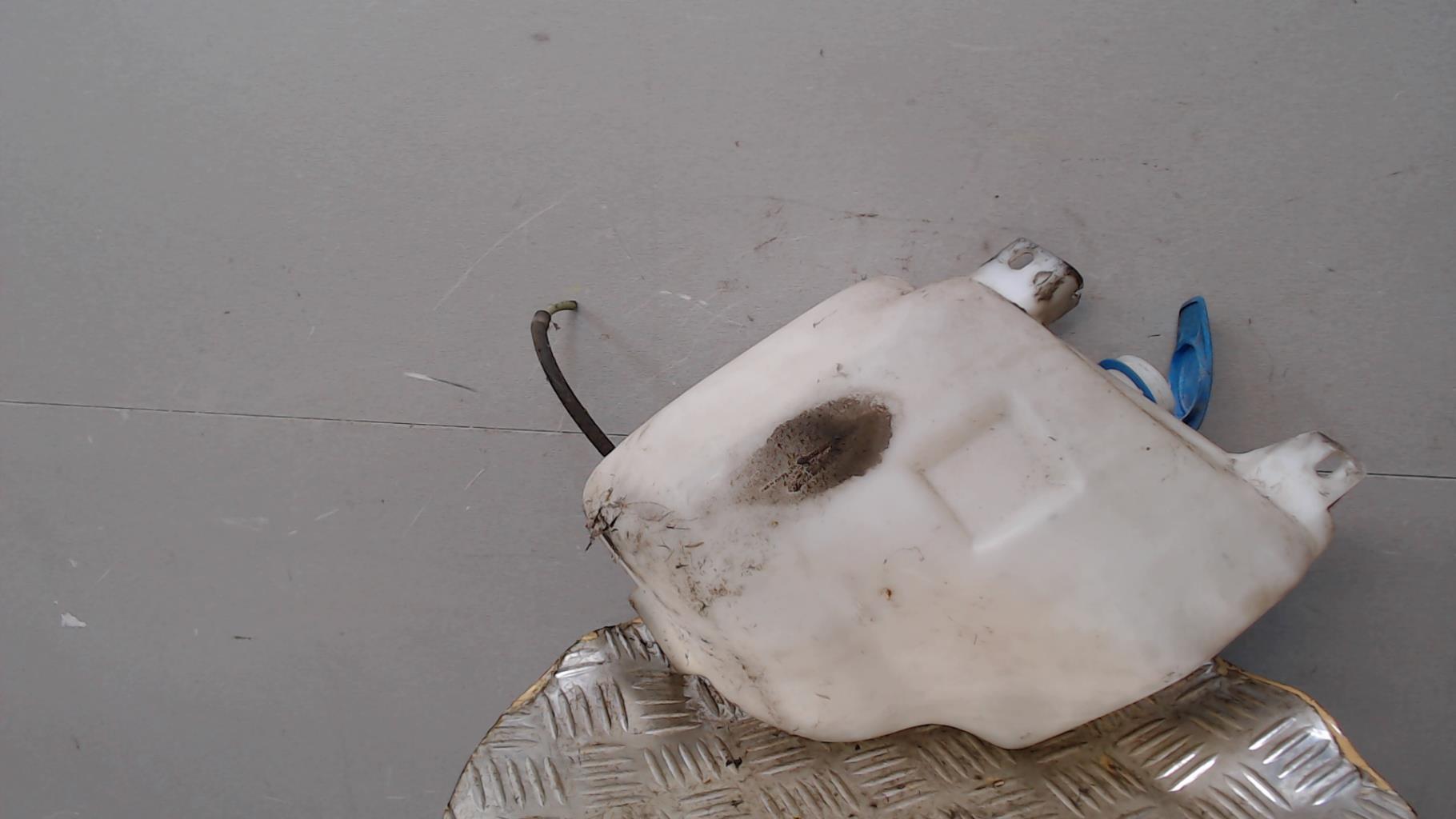 Vase de lave glace VOLKSWAGEN GOLF 3 BREAK Diesel - 1