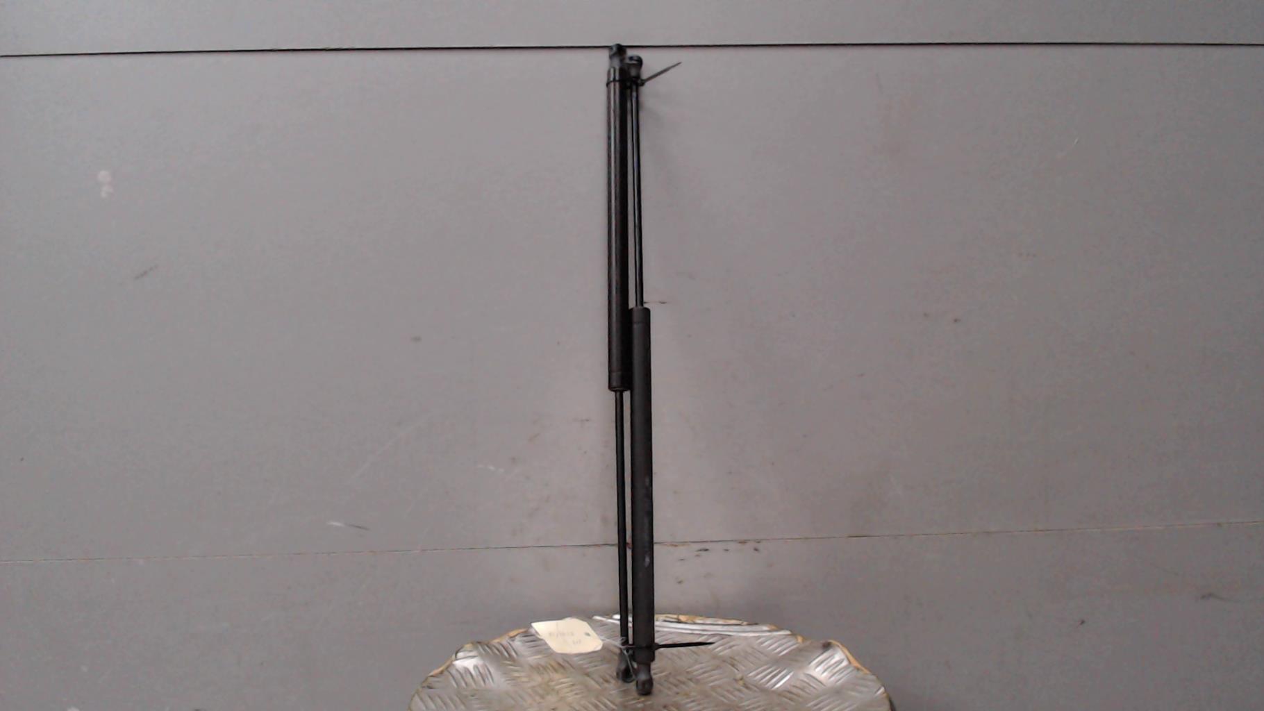 Verin de coffre PEUGEOT 106 PHASE 2 Essence - 1
