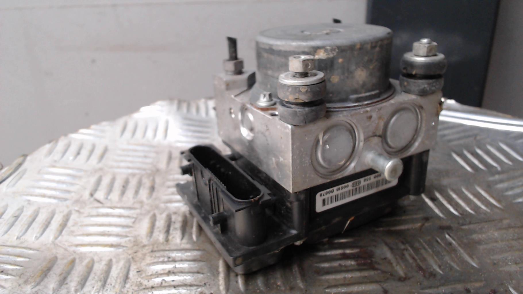 Bloc ABS (freins anti-blocage) RENAULT CLIO 3 PHASE 2 Diesel - 1
