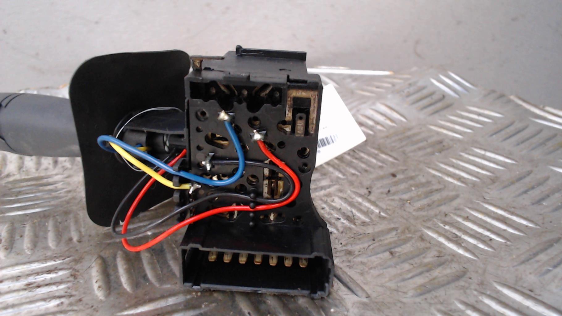 Commodo phare RENAULT CLIO 2 PHASE 1 Essence - 1