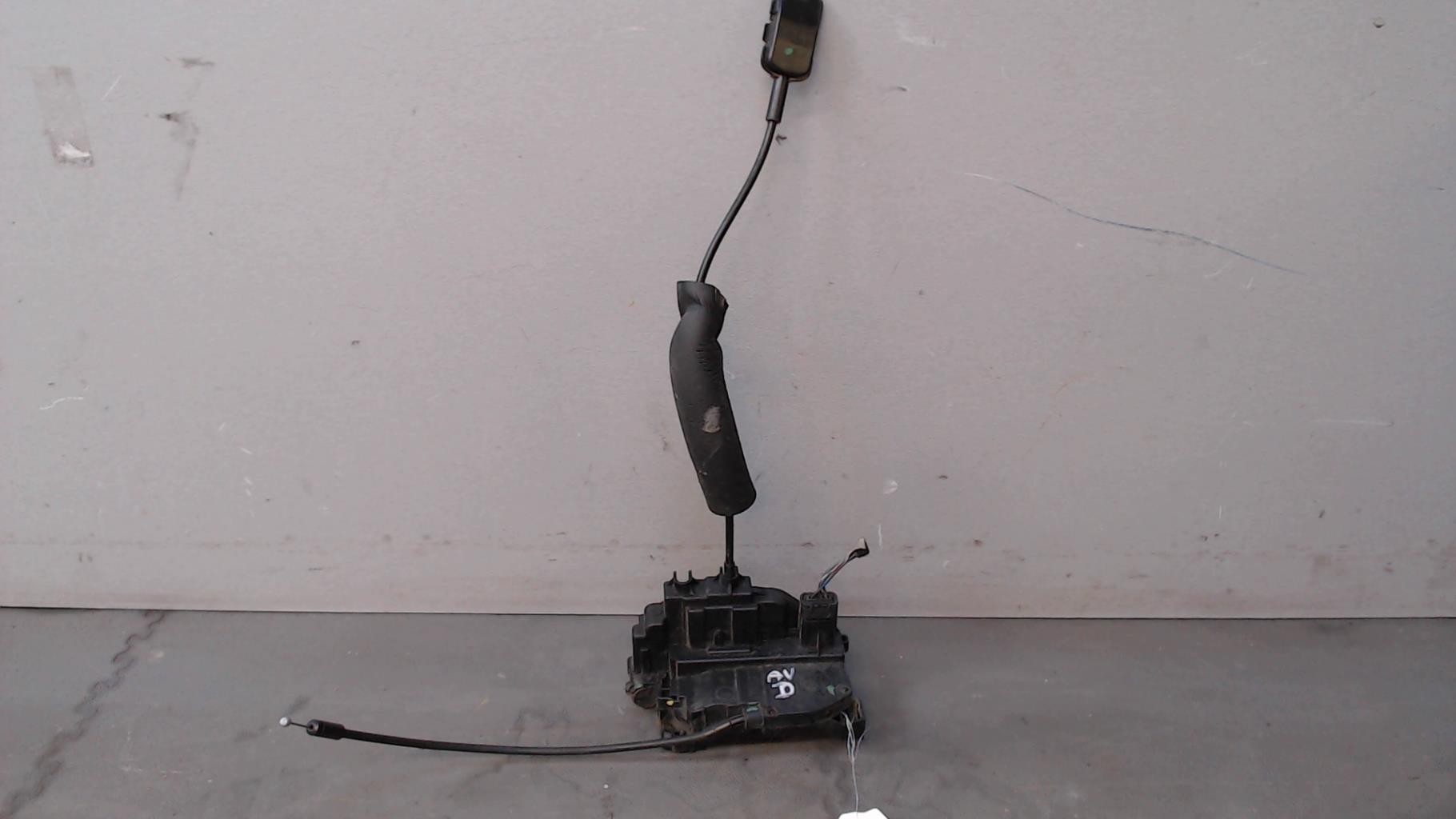 Serrure avant droit RENAULT MEGANE 3 PHASE 1 BREAK Diesel - 1