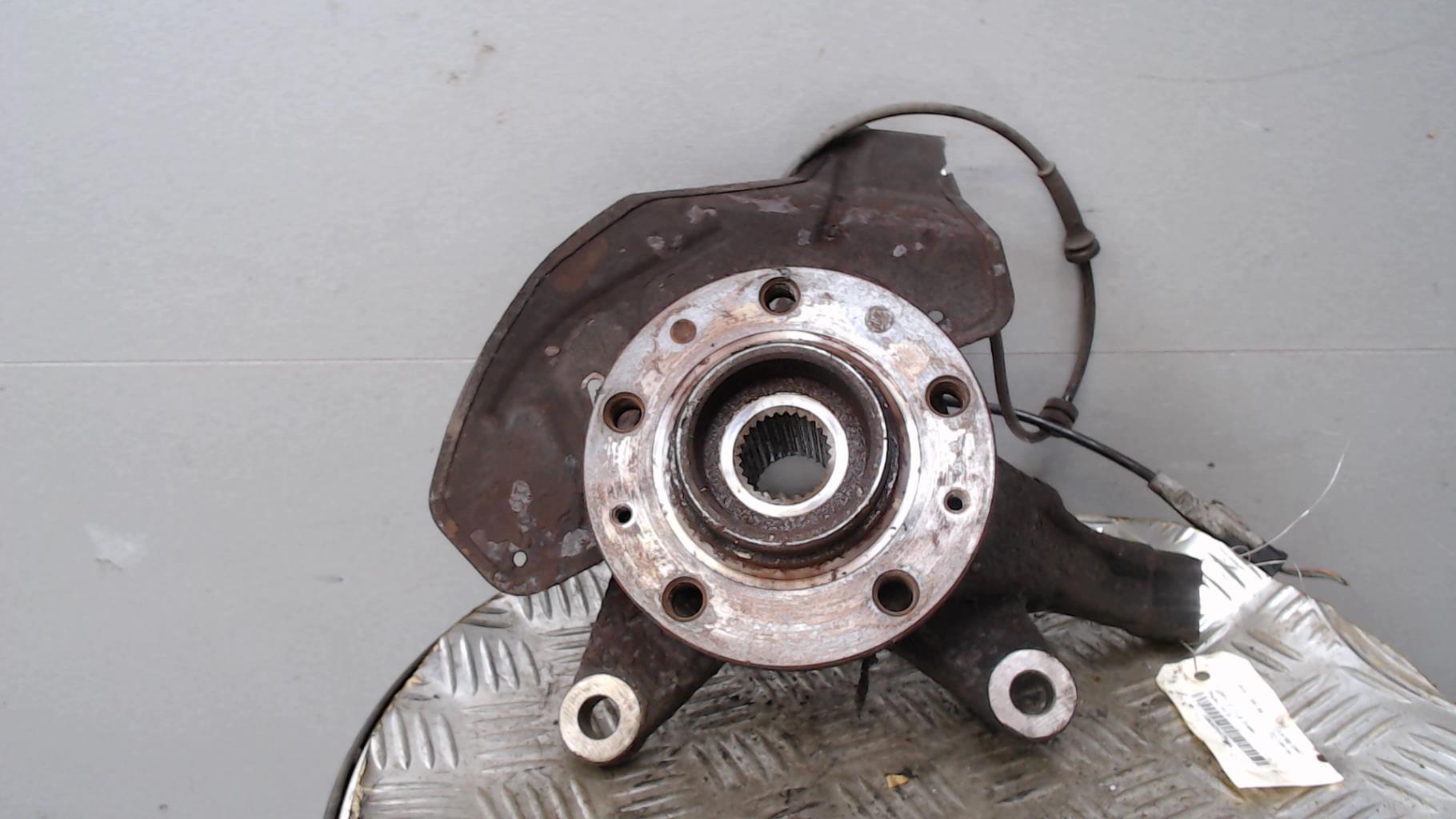 Moyeu avant droit CITROEN JUMPY 2 Diesel - 1