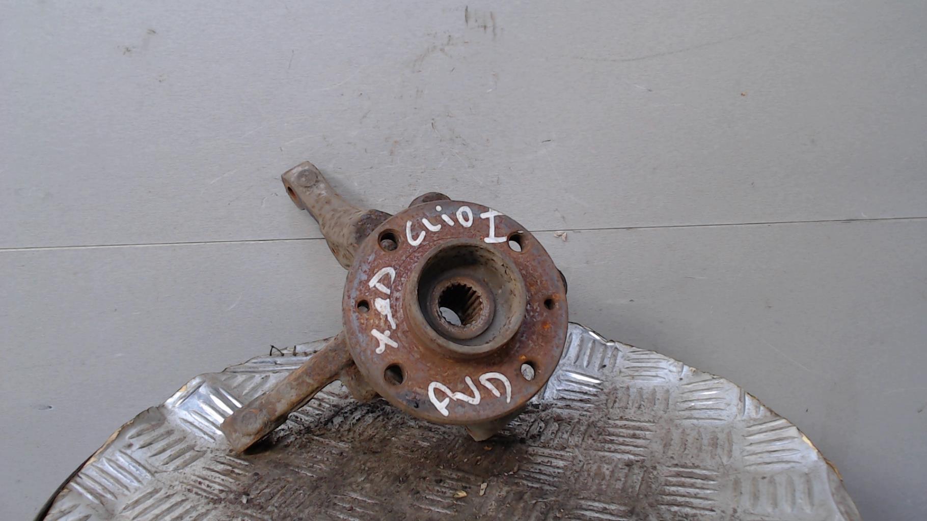Moyeu avant droit RENAULT CLIO 1 PHASE 2 Diesel - 1