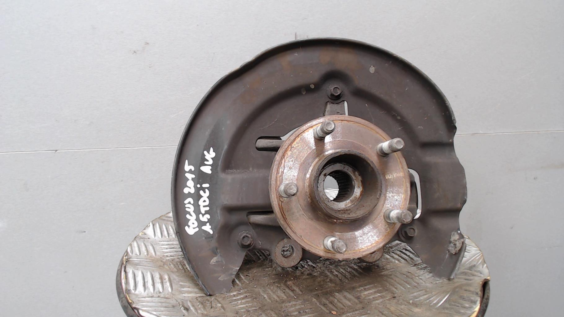 Moyeu avant gauche FORD FOCUS 3 PHASE 2 Diesel - 1