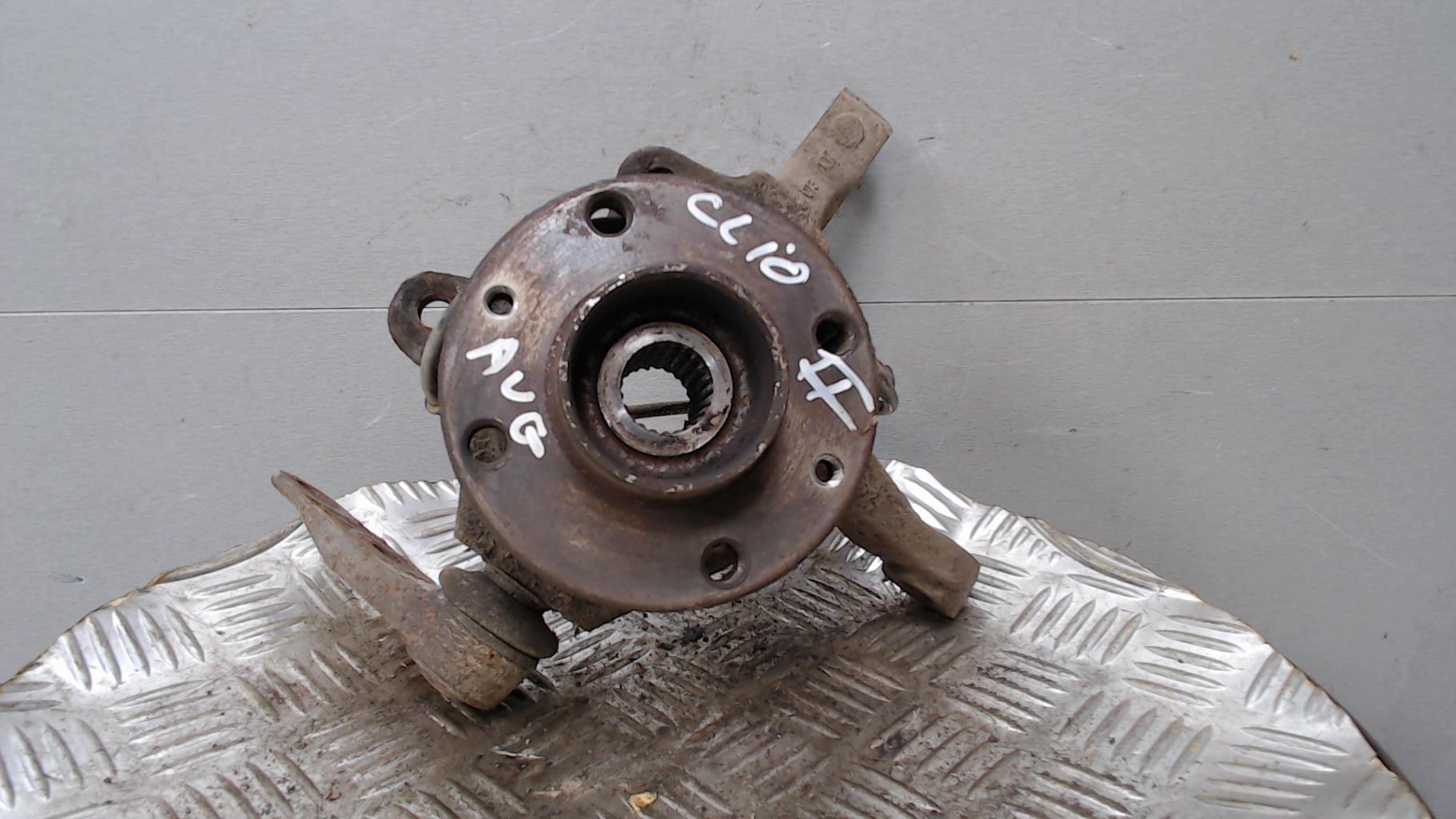 Moyeu avant gauche RENAULT CLIO 2 PHASE 2 Diesel - 1