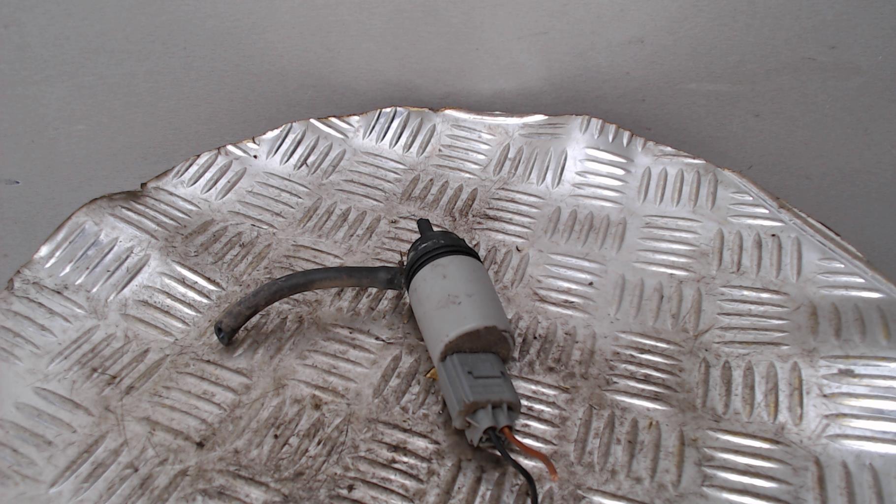 Pompe lave glace avant BMW SERIE 3 E90 PHASE 1 Diesel - 1