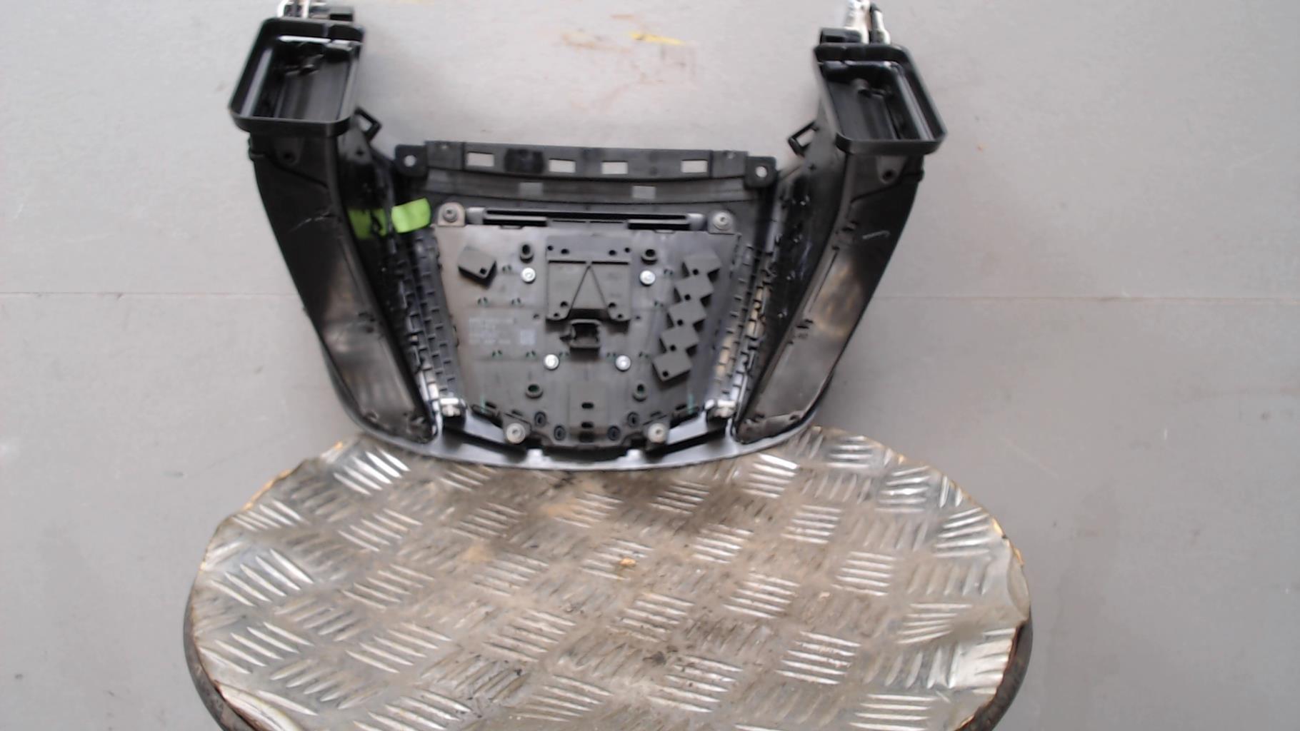 Commande autoradio FORD C-MAX 2 PHASE 1 Diesel - 1