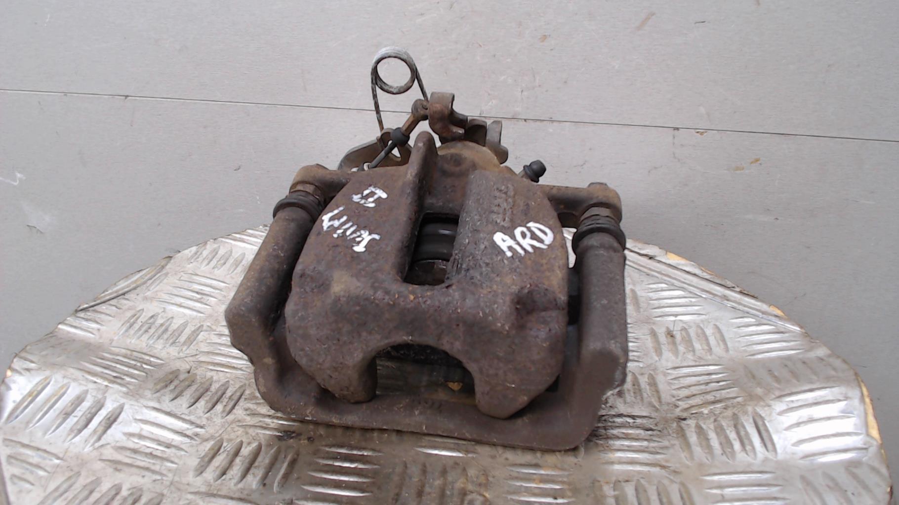 Etrier arriere droit (freinage) CITROEN JUMPY 2 Diesel - 1