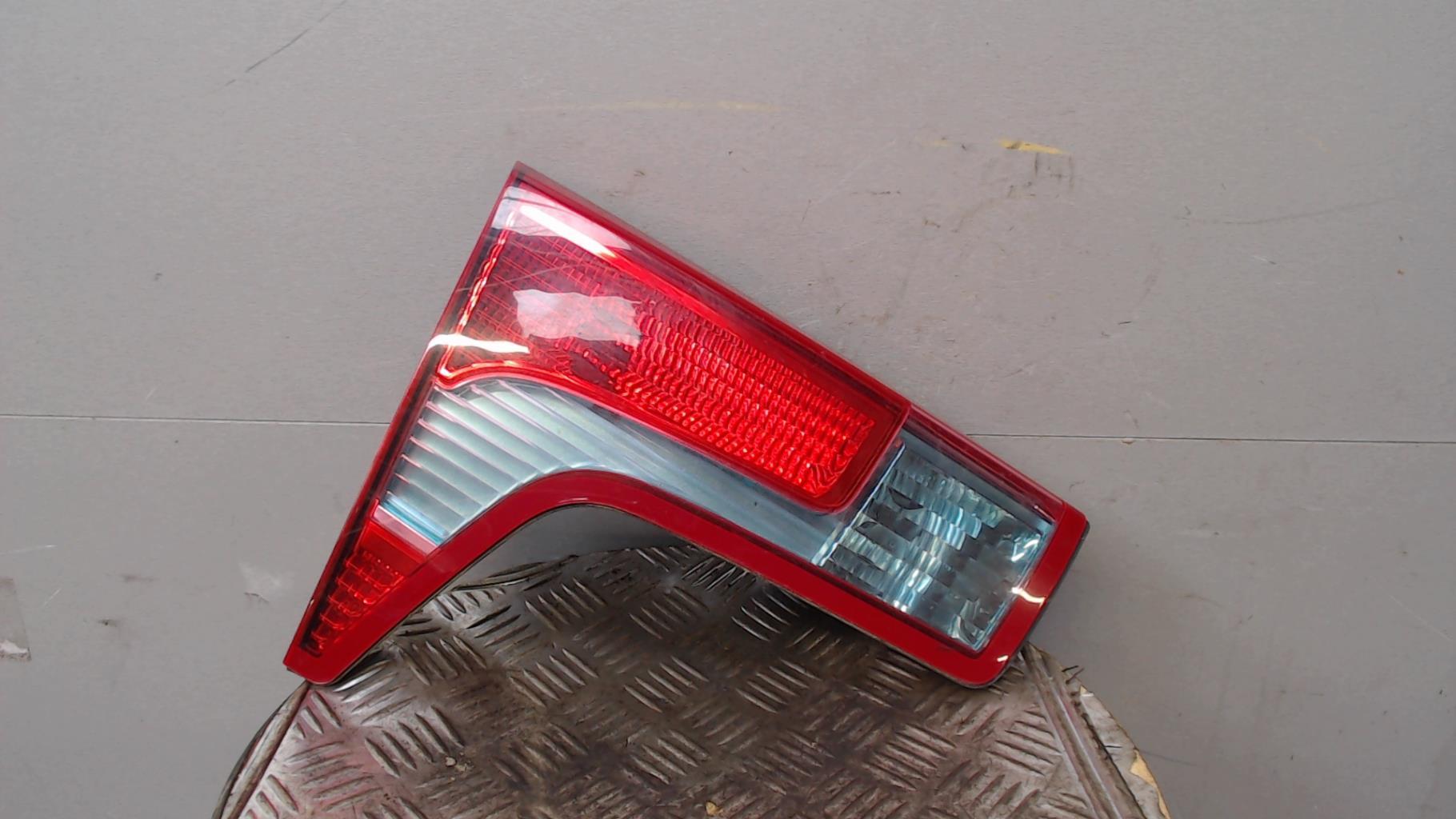 Feu arriere secondaire gauche (feux) CITROEN C5 2 Diesel - 1