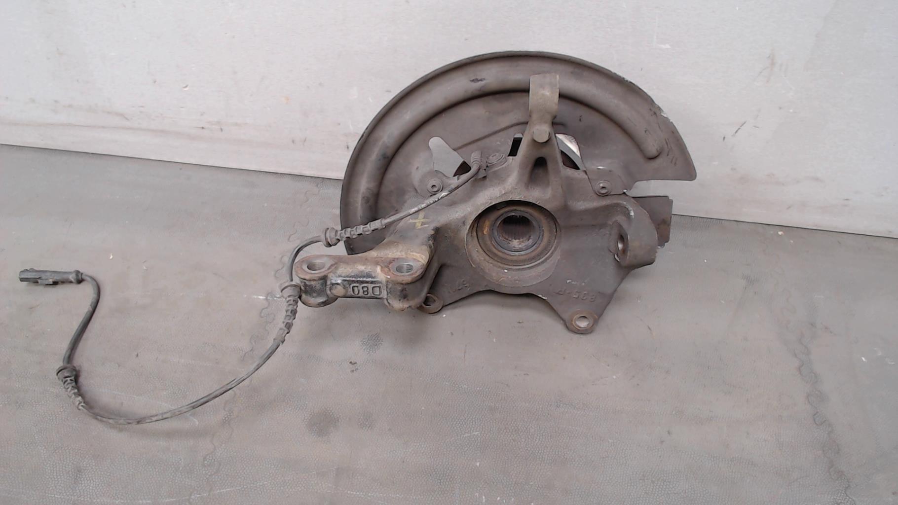 Moyeu avant droit RENAULT MEGANE 3 PHASE 1 Diesel - 1