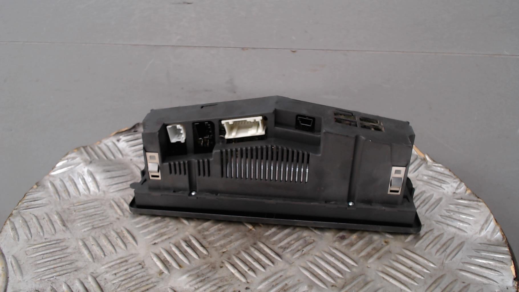 Commande chauffage BMW SERIE 3 E46 PHASE 1 Essence - 1