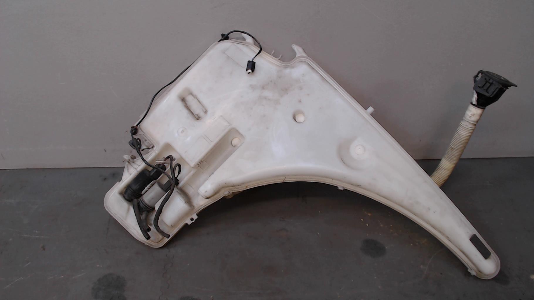 Vase de lave glace BMW SERIE 1 E87 PHASE 1 Diesel - 1