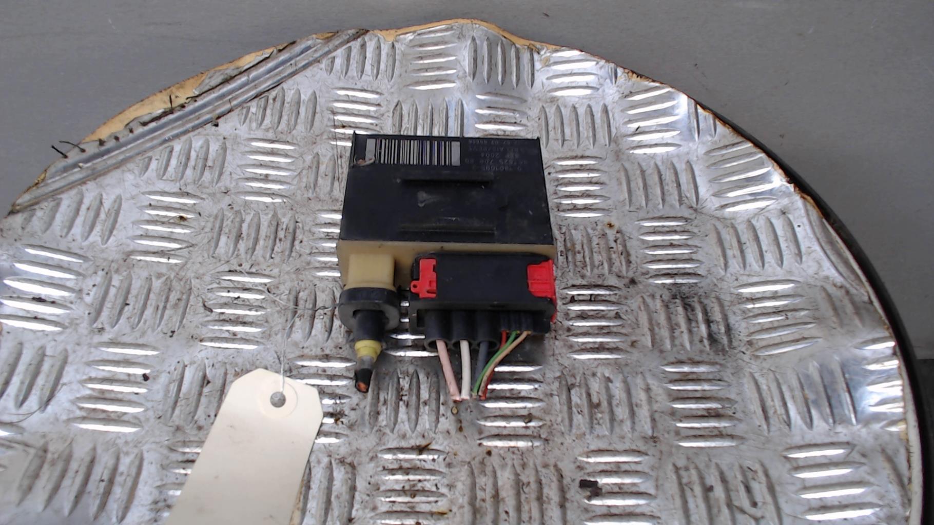 Relais electrique PEUGEOT 5008 1 PHASE 1 Diesel - 1