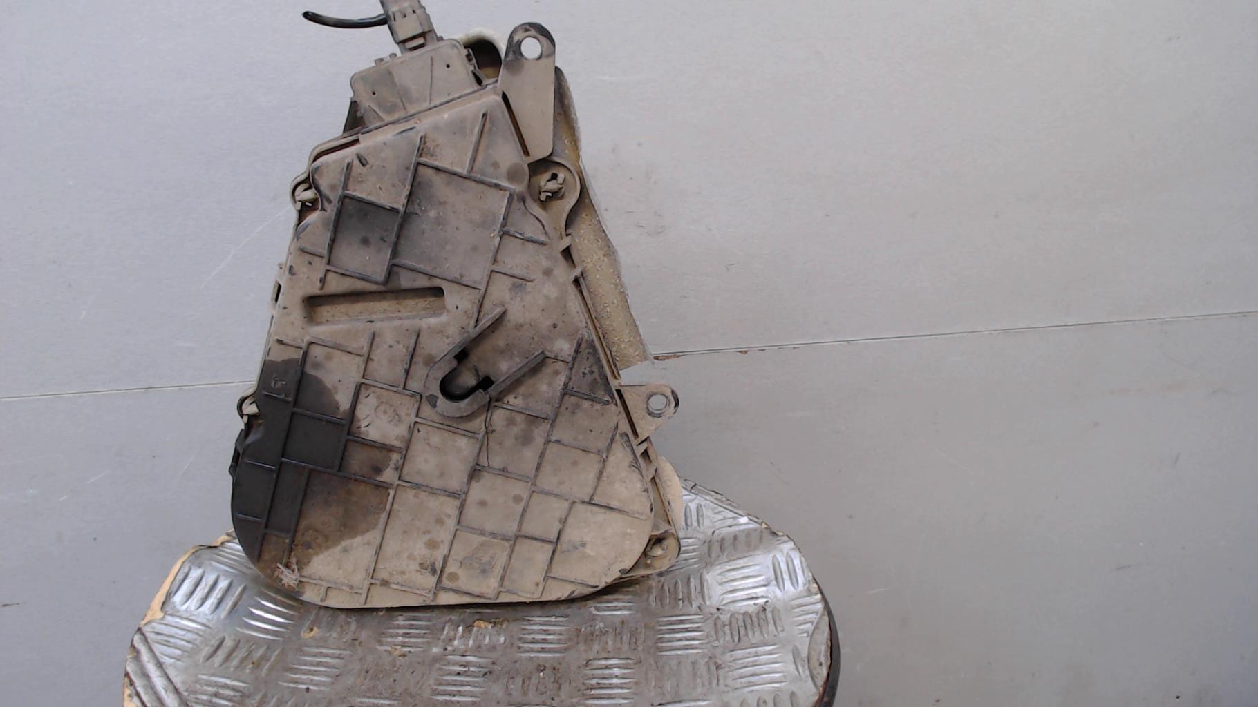 Reservoir PEUGEOT 307 PHASE 2 BREAK Diesel - 1