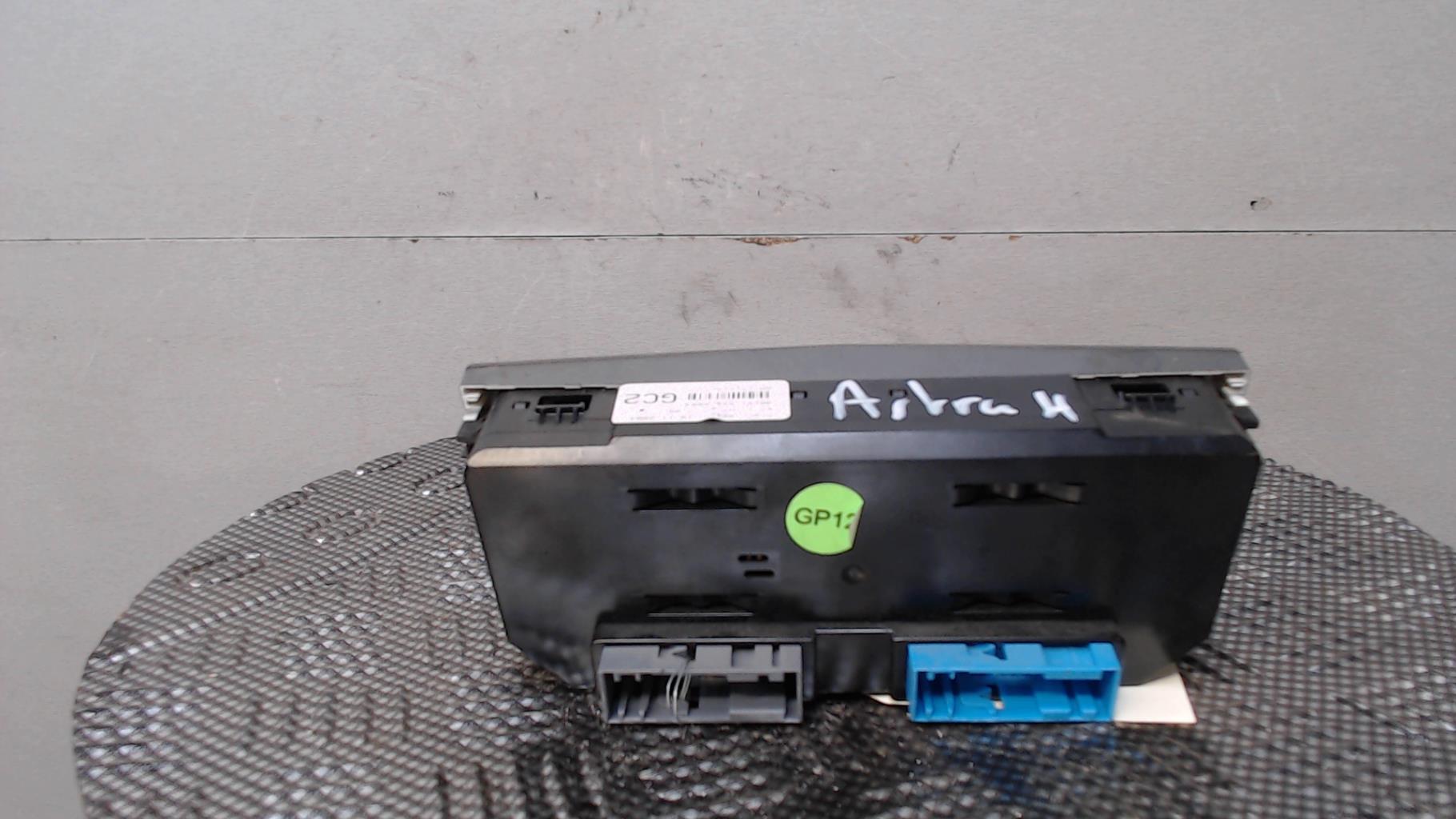 Commande chauffage OPEL ASTRA H GTC PHASE 1 Diesel - 1