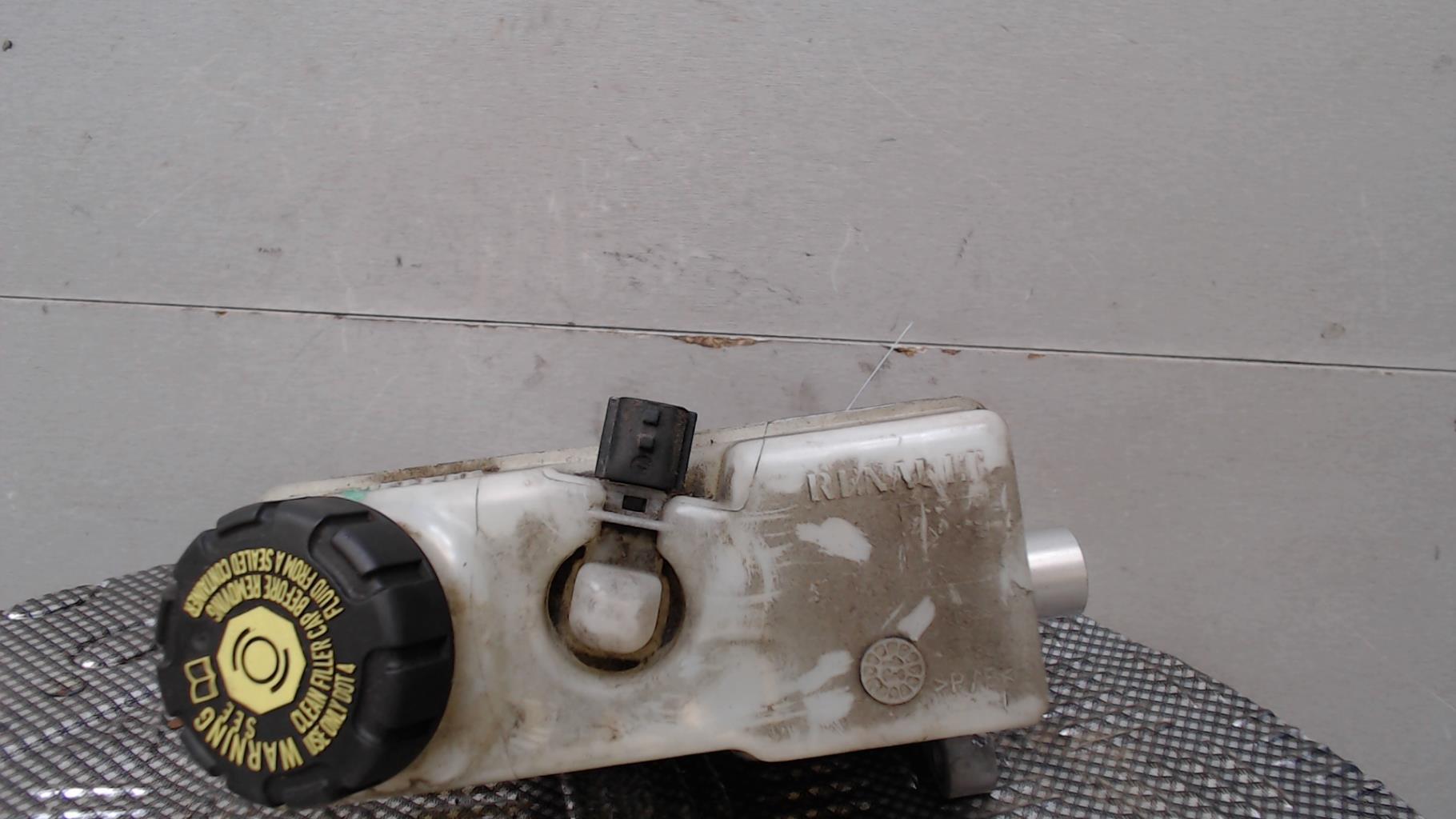 Maitre cylindre (freinage) RENAULT CLIO 4 PHASE 1 Essence - 1