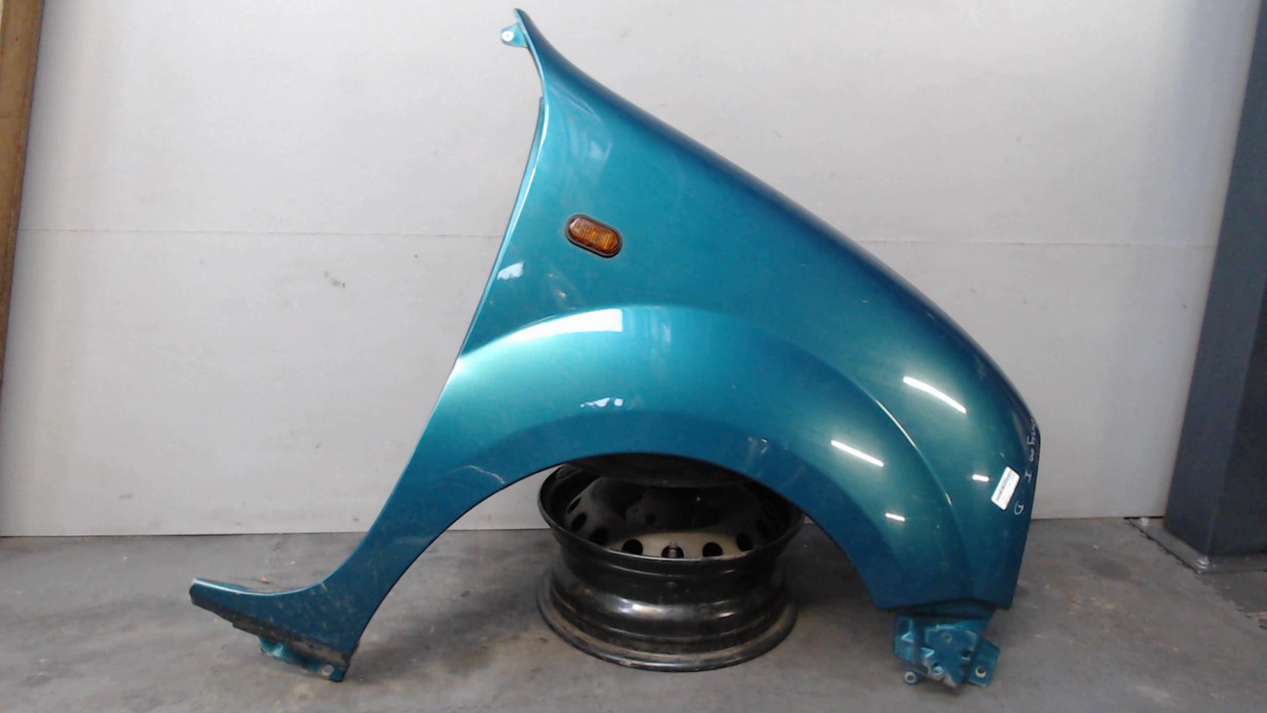 Aile avant droit RENAULT KANGOO 1 PHASE 1 Diesel - 1