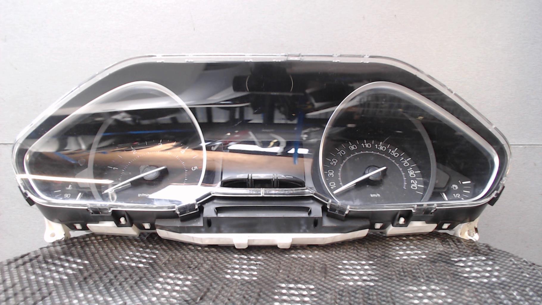 Compteur PEUGEOT 208 1 PHASE 1 Diesel - 1