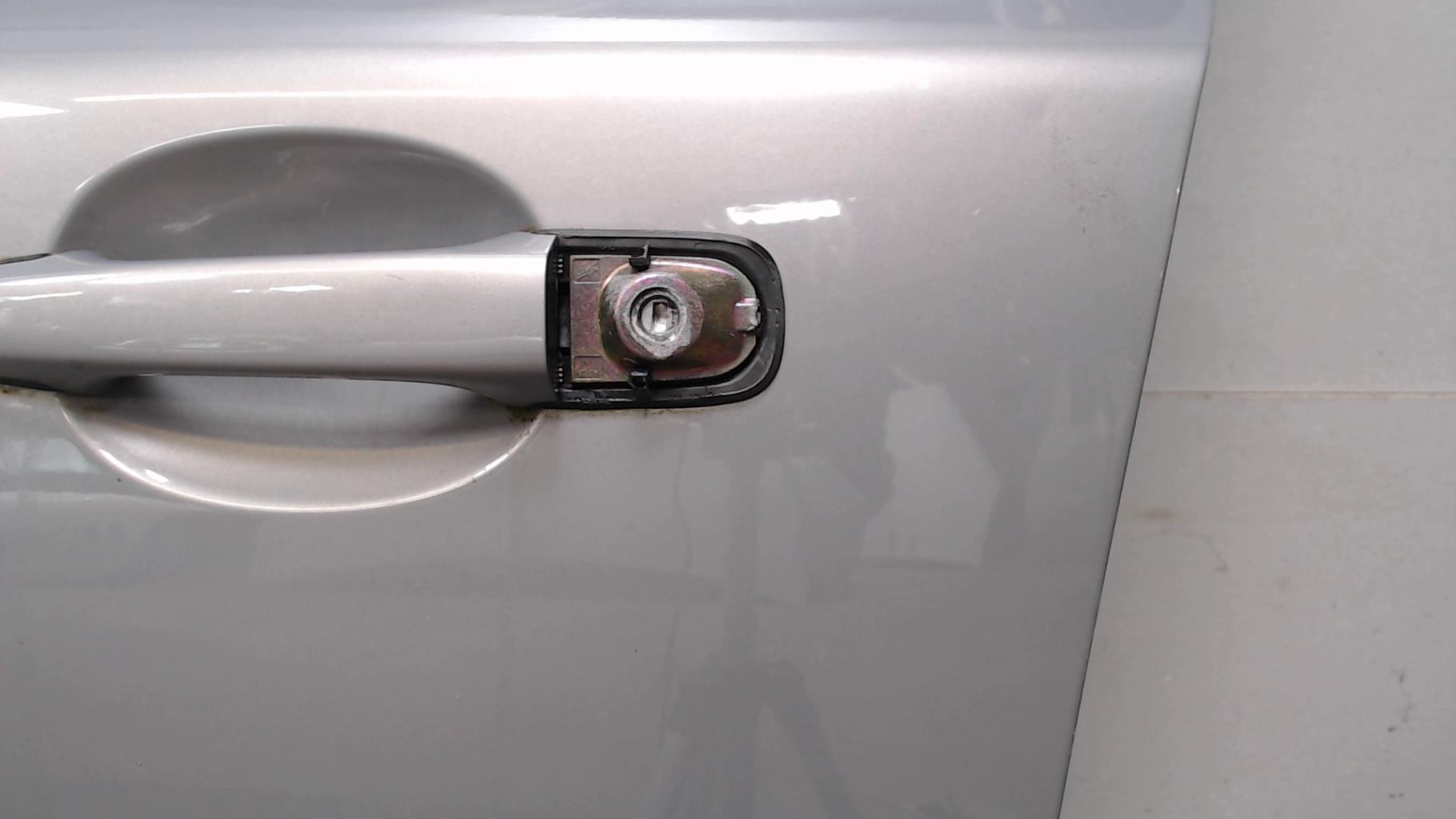 Porte avant gauche VOLVO V 50 PHASE 1 BREAK Diesel - 1