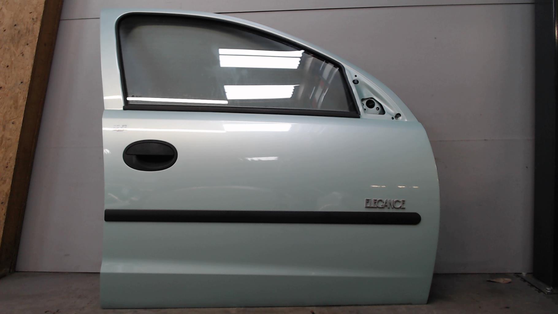 Porte avant droit OPEL CORSA C PHASE 1 Essence - 1
