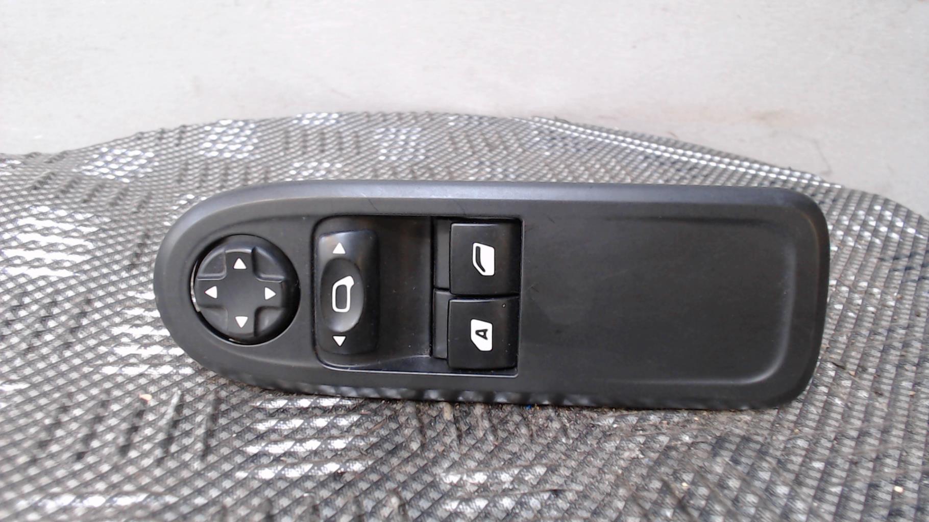 Bouton/Interrupteur CITROEN C3 2 PHASE 1 Diesel - 1