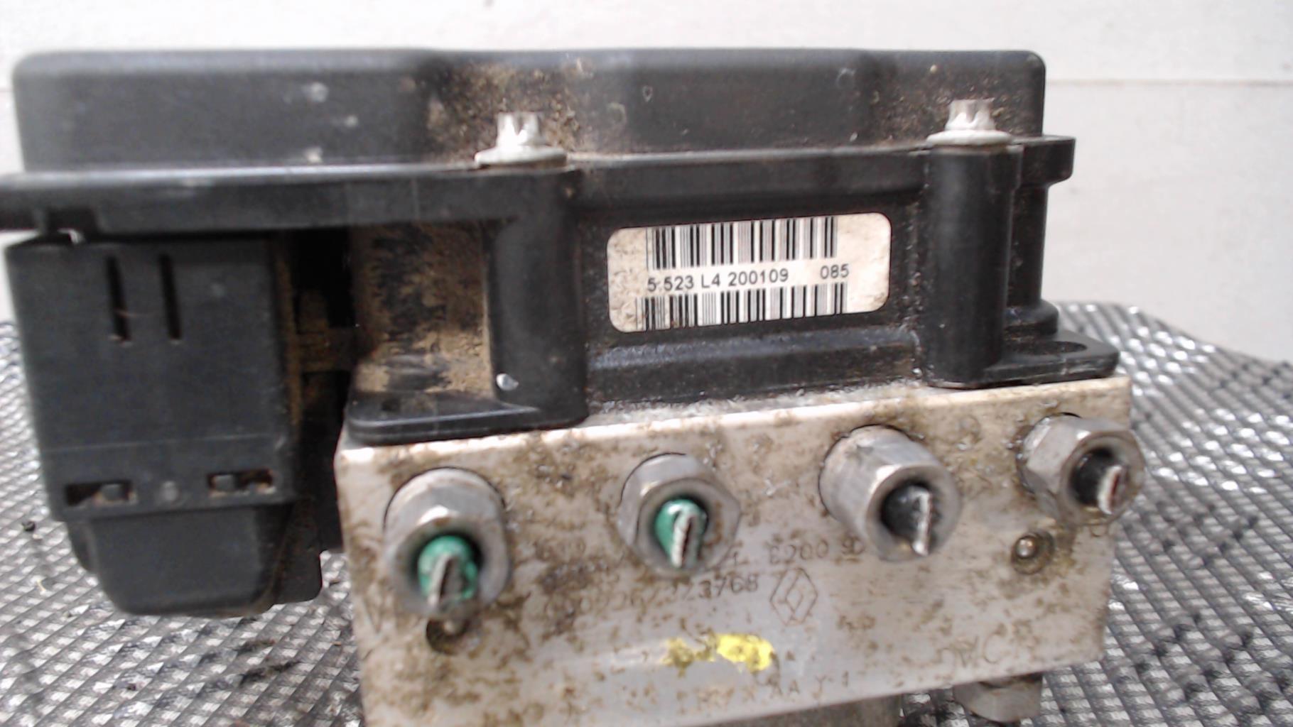 Bloc ABS (freins anti-blocage) RENAULT CLIO 2 CAMPUS PHASE 1 Diesel - 1