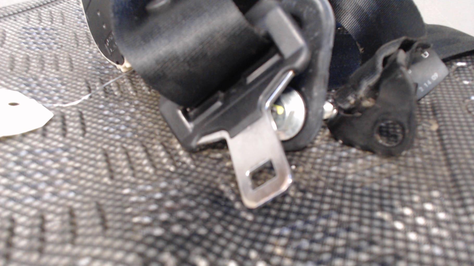 Ceinture arriere gauche RENAULT TWINGO 2 PHASE 1 Essence - 1